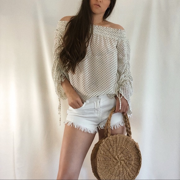 Off Shoulder Polka Dots Top - Picture 4 of 6